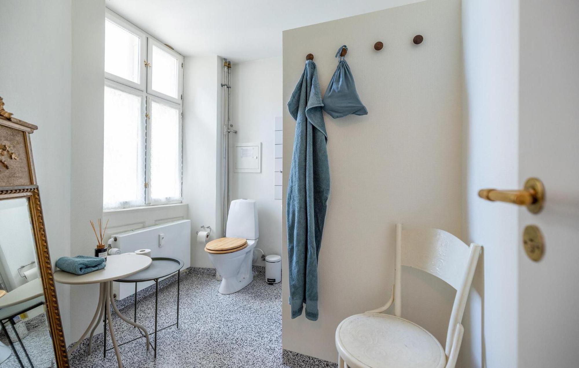 Beautiful Apartment In Kobenhavn K With Wifi Exteriör bild